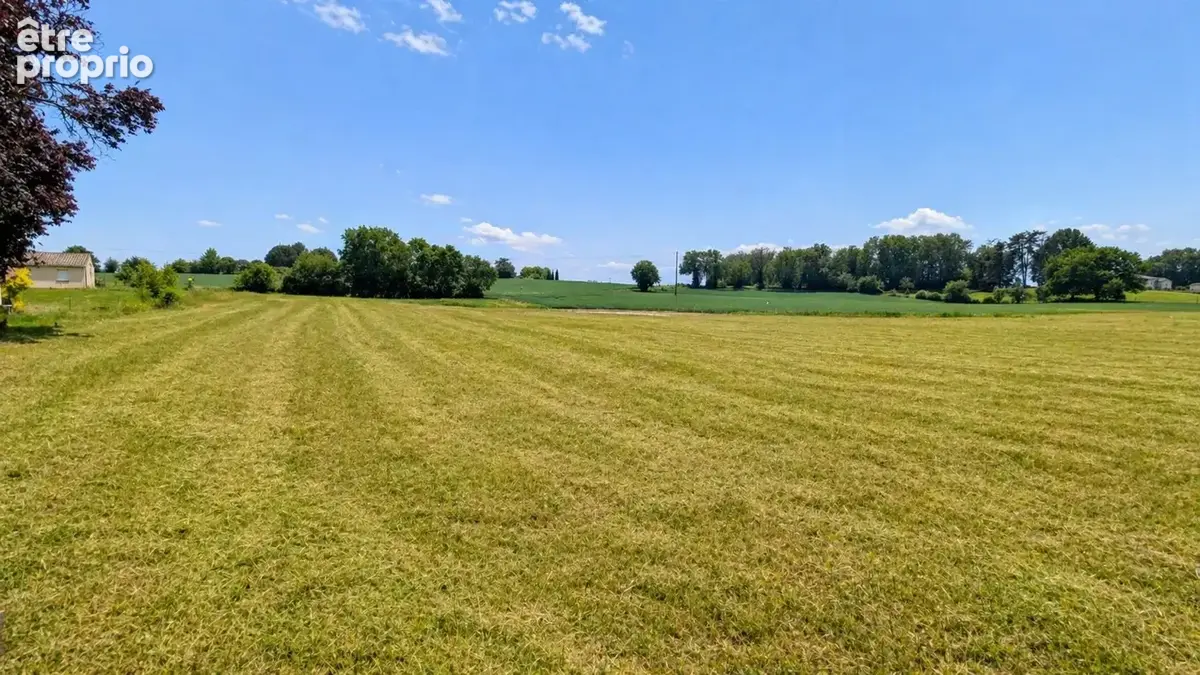 Terrain à BON-ENCONTRE