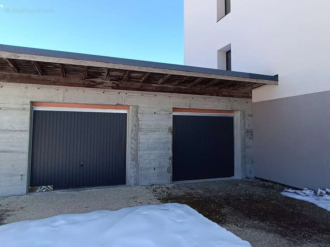 Appartement à MEAUDRE