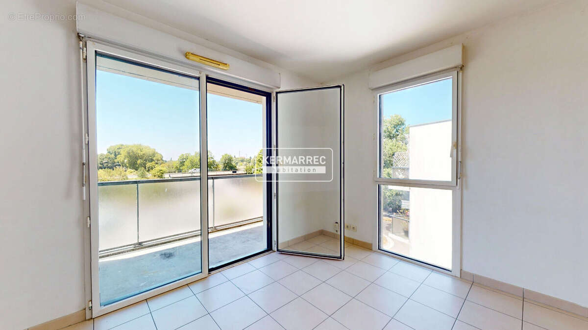Appartement T3 / Garage - GRENERAIE - photo 13