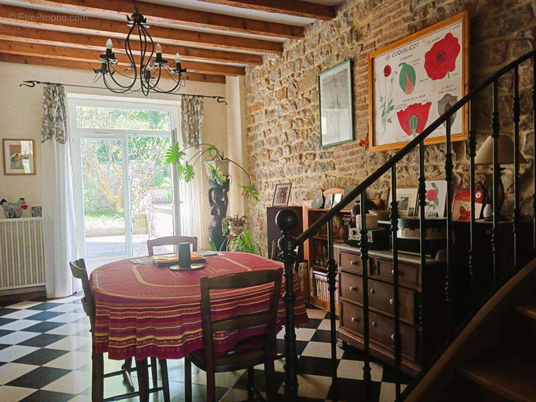 Maison à MACORNAY