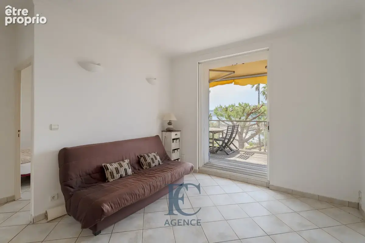 Appartement T3 avec terrasse et vue mer panoramique - photo 2