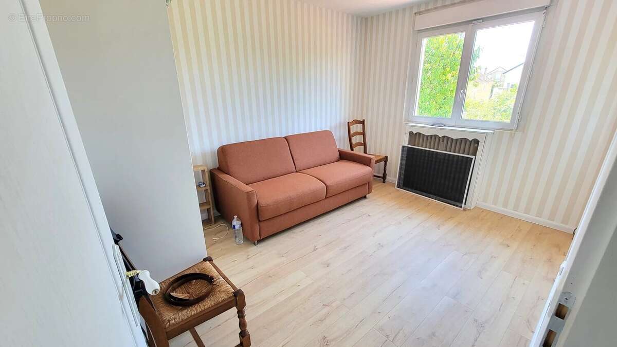Maison Base Meulière de 197m2 Utiles et 6 pièces – Chelles 3 Minutes Gare - photo 7