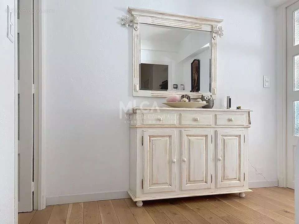 Appartement à SAINT-ETIENNE-DE-TINEE