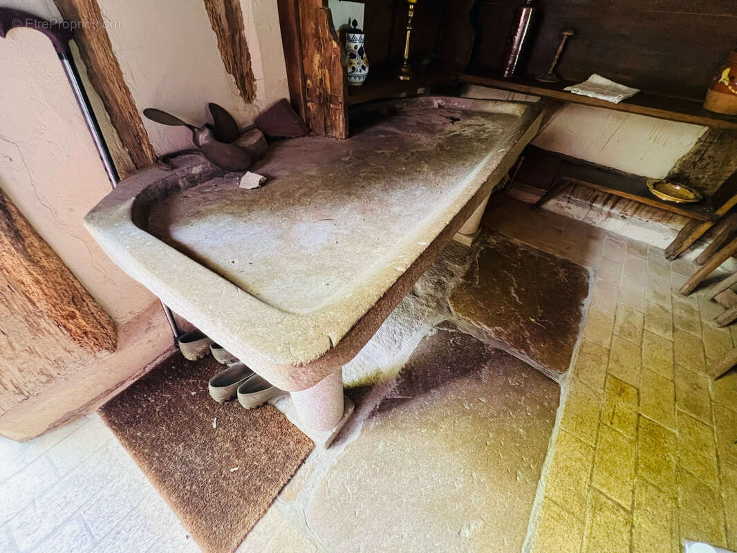 Maison à FRANGY-EN-BRESSE