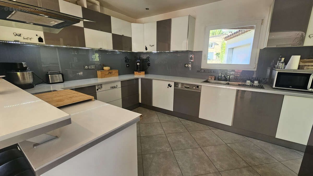 Maison à PEYMEINADE