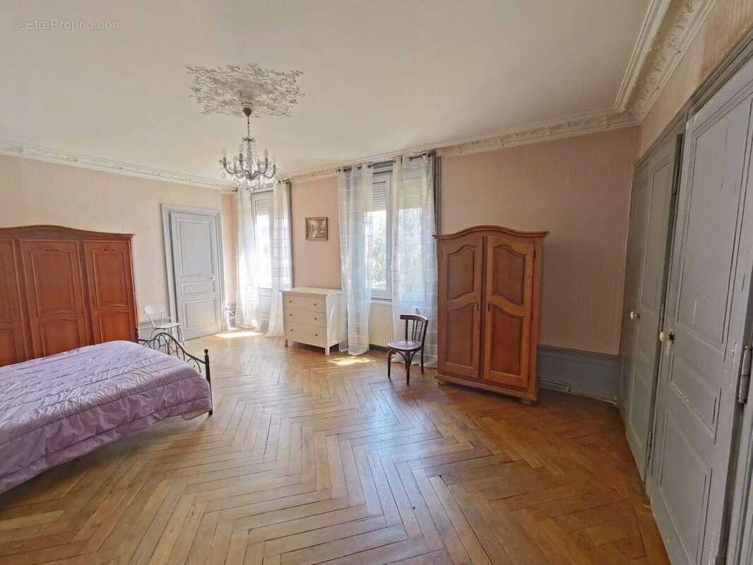 Maison à SAINT-ETIENNE