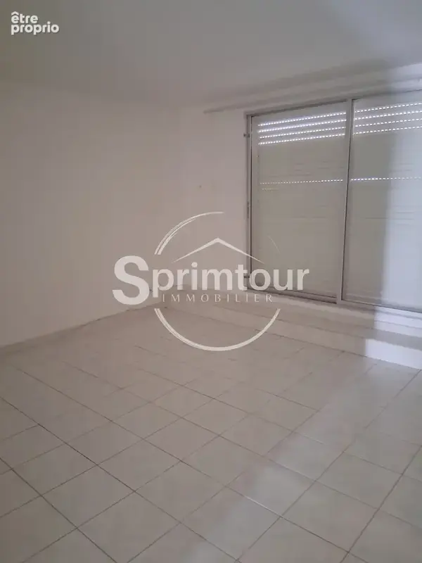 Appartement à POINTE-A-PITRE