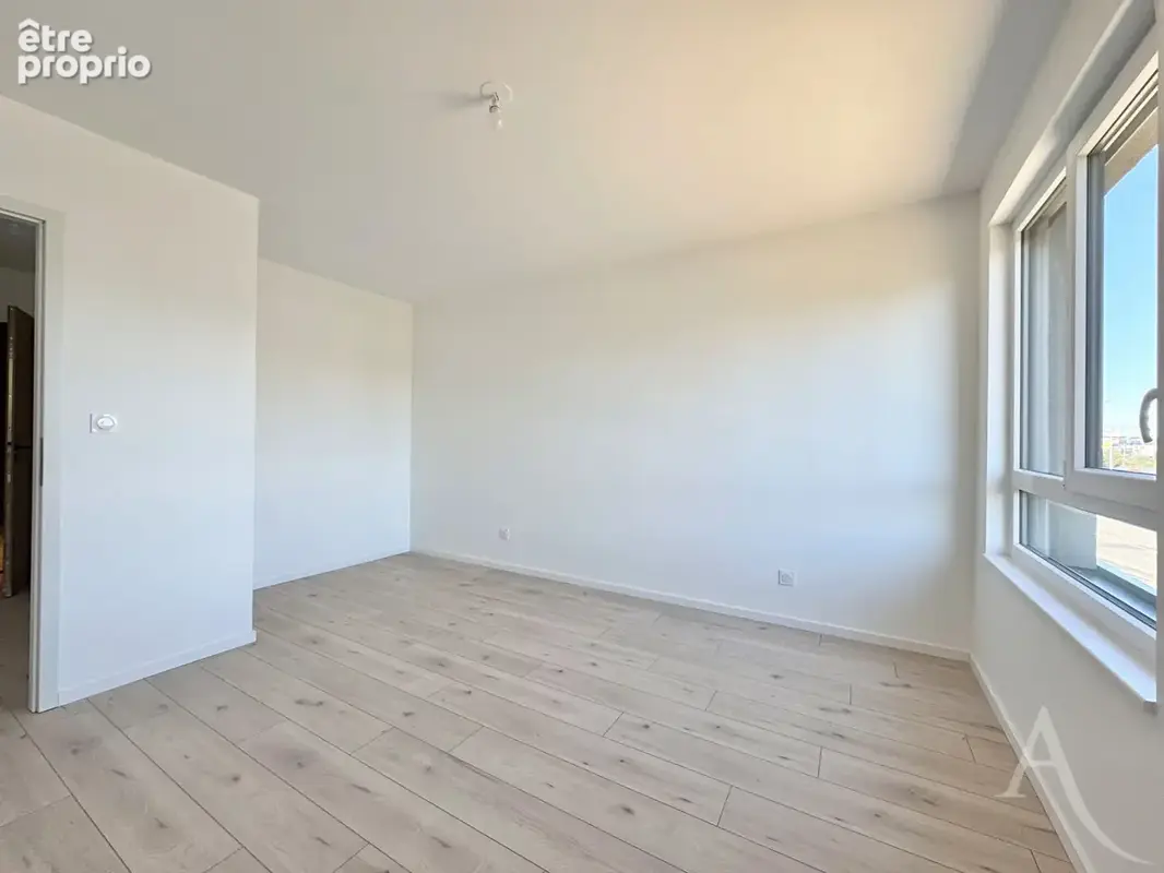T3 moderne et élégant avec sa terrasse couverte (10m²) - photo 14