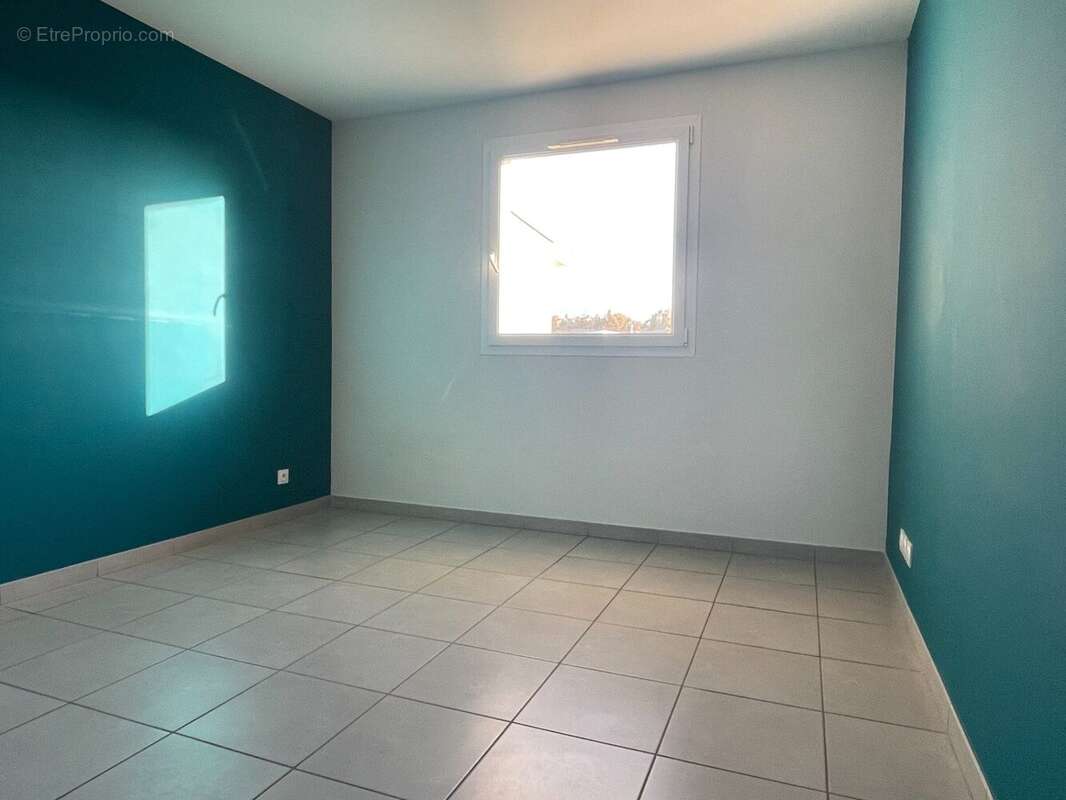 Maison 99 m² à Bourg-De-Peage  - photo 6