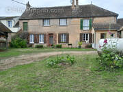 Maison à SAINT-SEROTIN