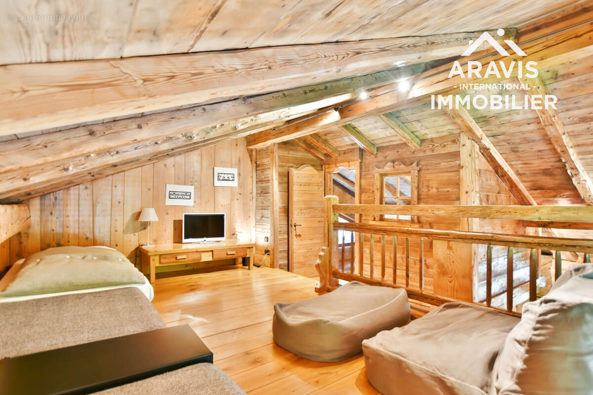 Maison à ARACHES-LA-FRASSE