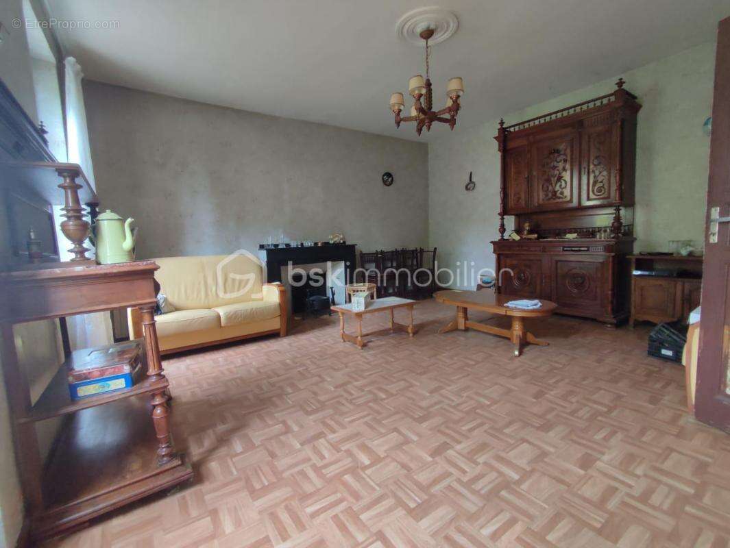 Maison à SAINT-GAUZENS