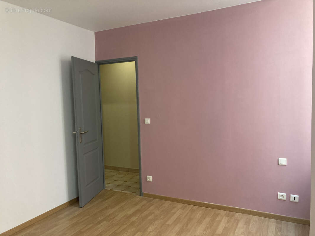 CENTRE-VILLE ANNONAY, bel appartement de 80m2. - photo 4