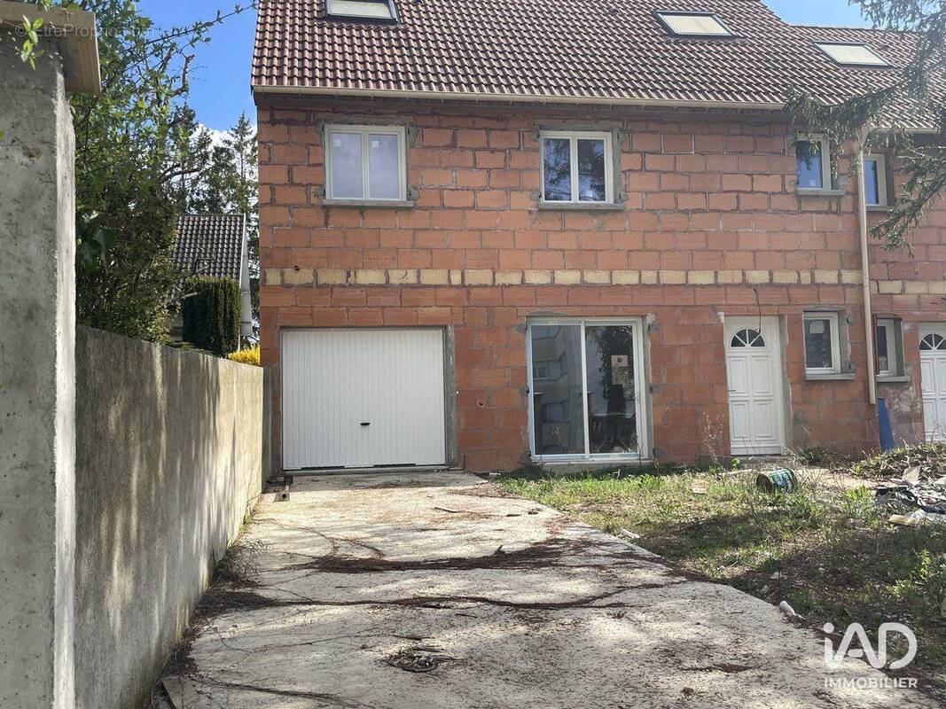 Photo 1 - Maison à LA FERTE-GAUCHER