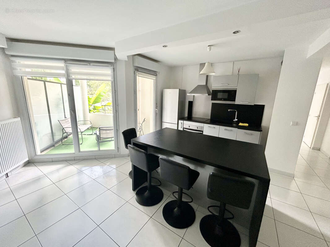 Appartement à TASSIN-LA-DEMI-LUNE