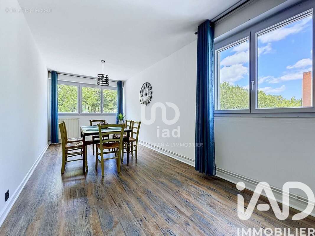 Photo 3 - Appartement à SAINT-PRIEST