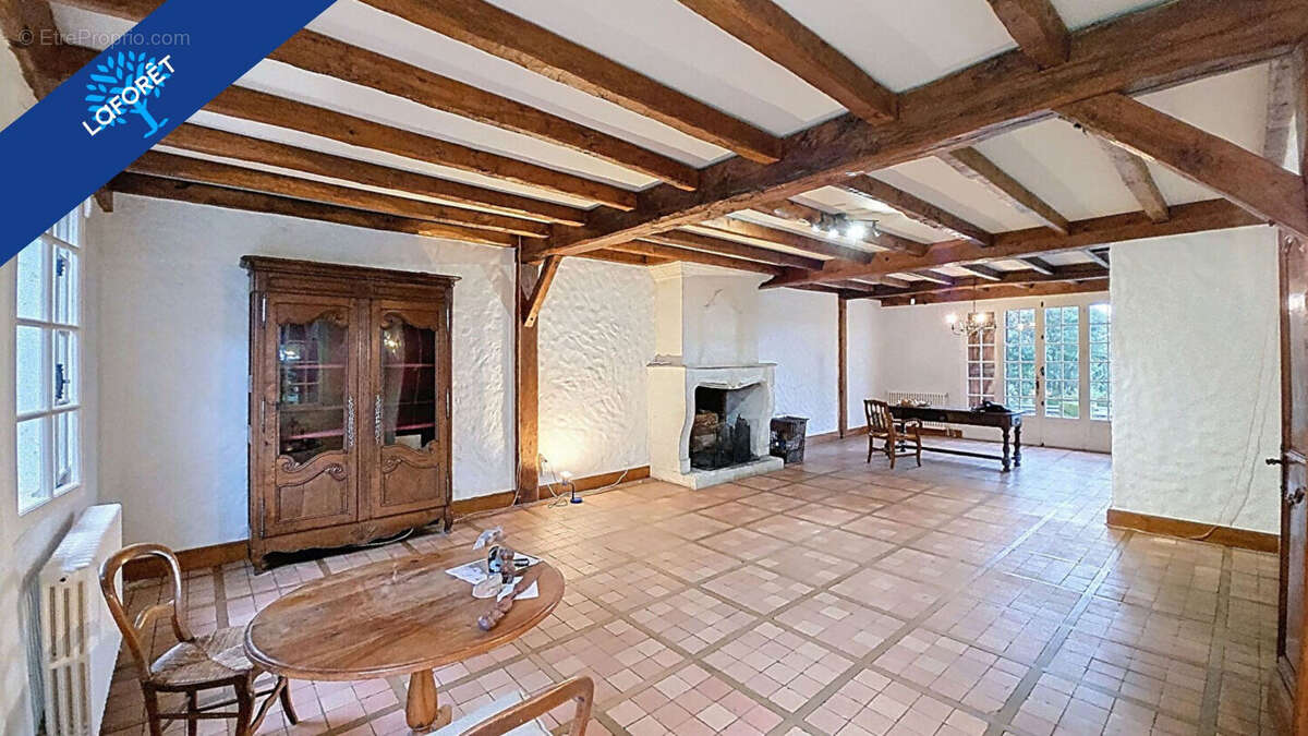 Maison à LES BILLAUX