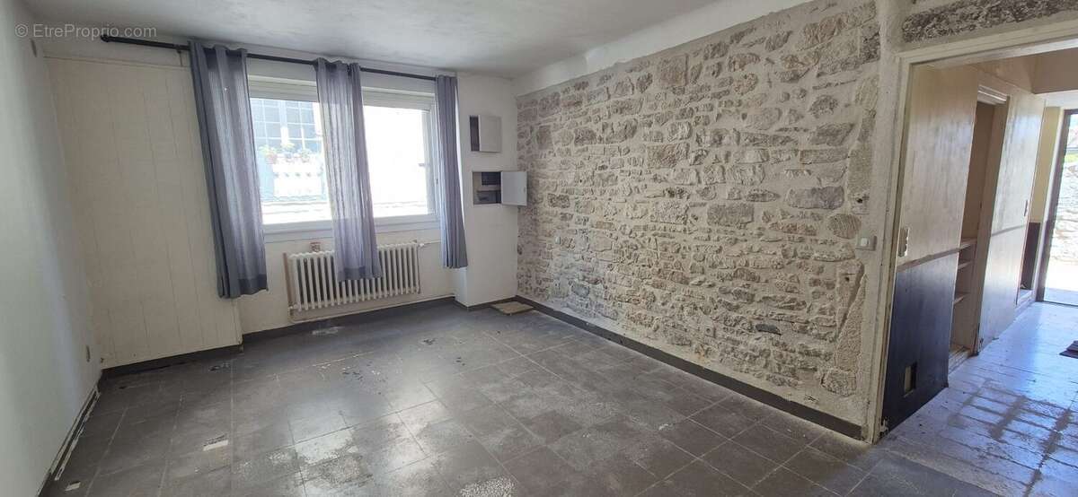 Maison à SAUSSINES