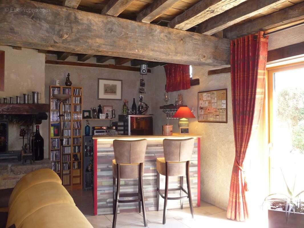 Maison à LOUVIGNE-DE-BAIS