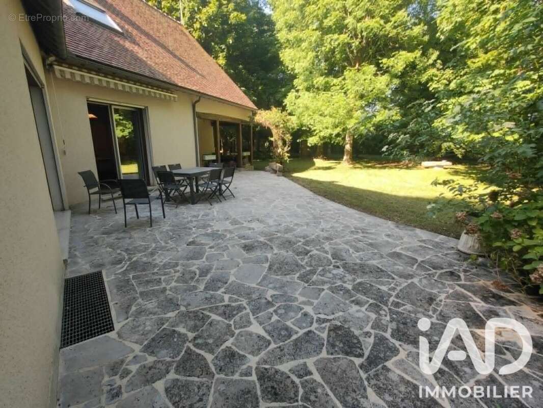 Maison 180 m² à Ymonville  - photo 2
