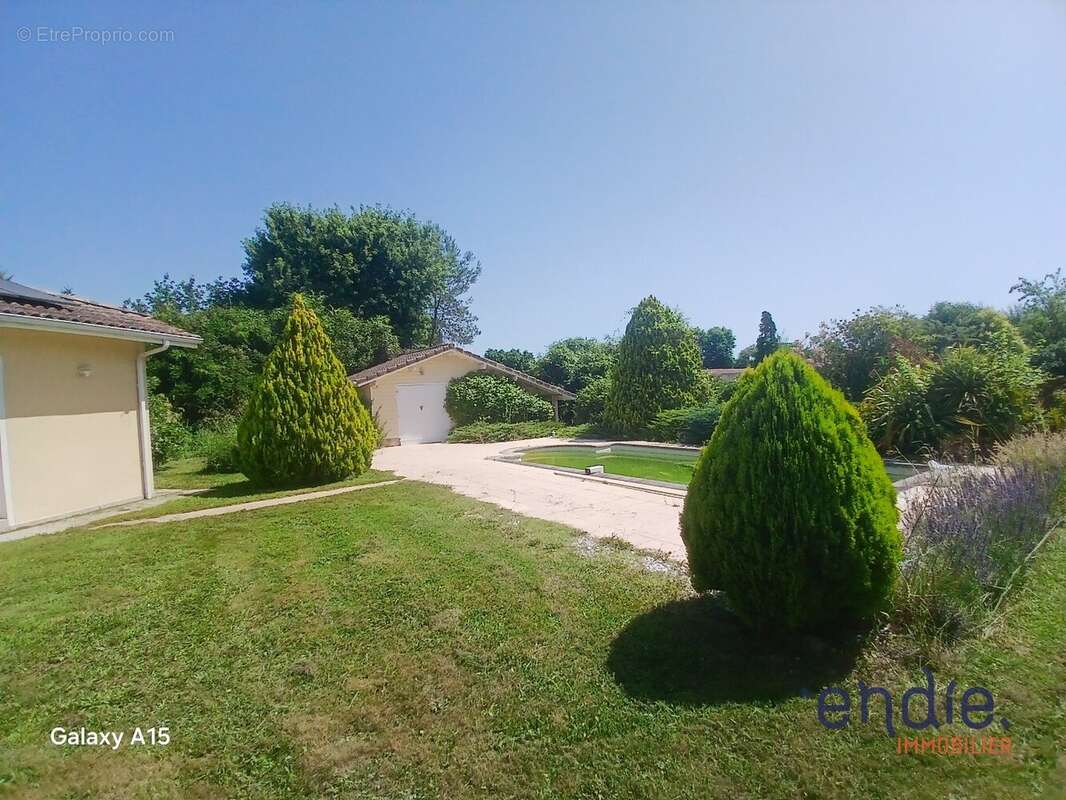 Maison à HAGETMAU
