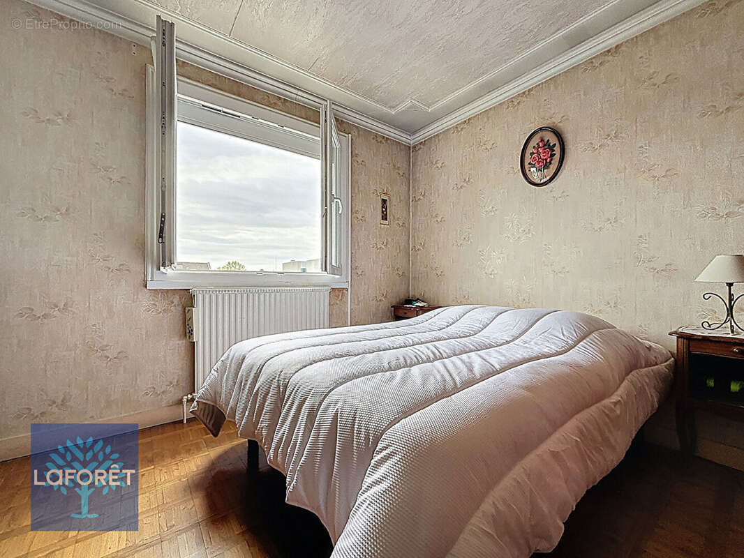 Appartement à CHENNEVIERES-SUR-MARNE