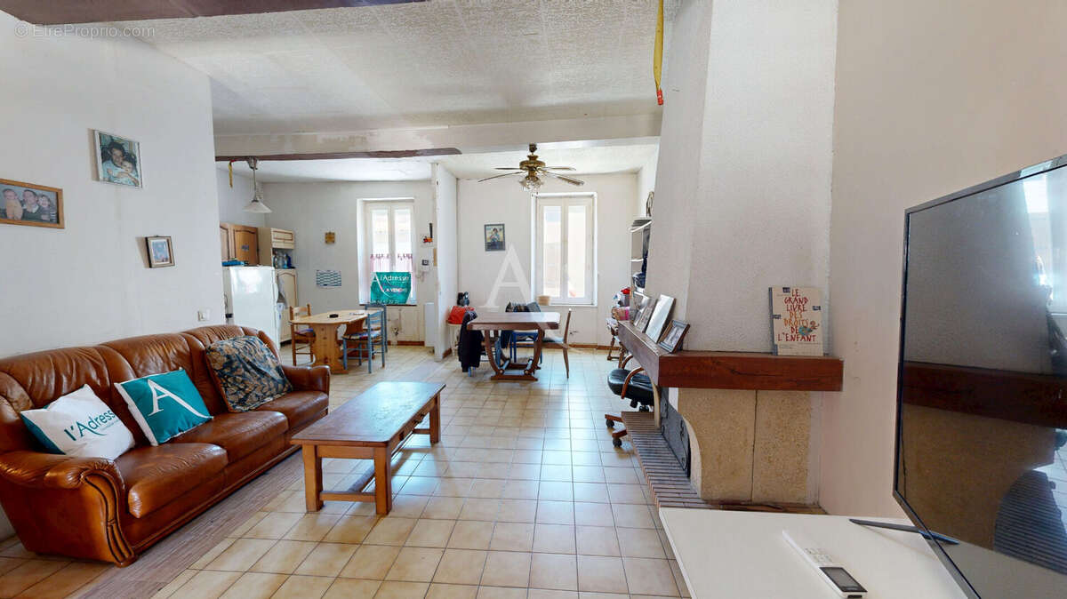 Maison à VILLEGLY