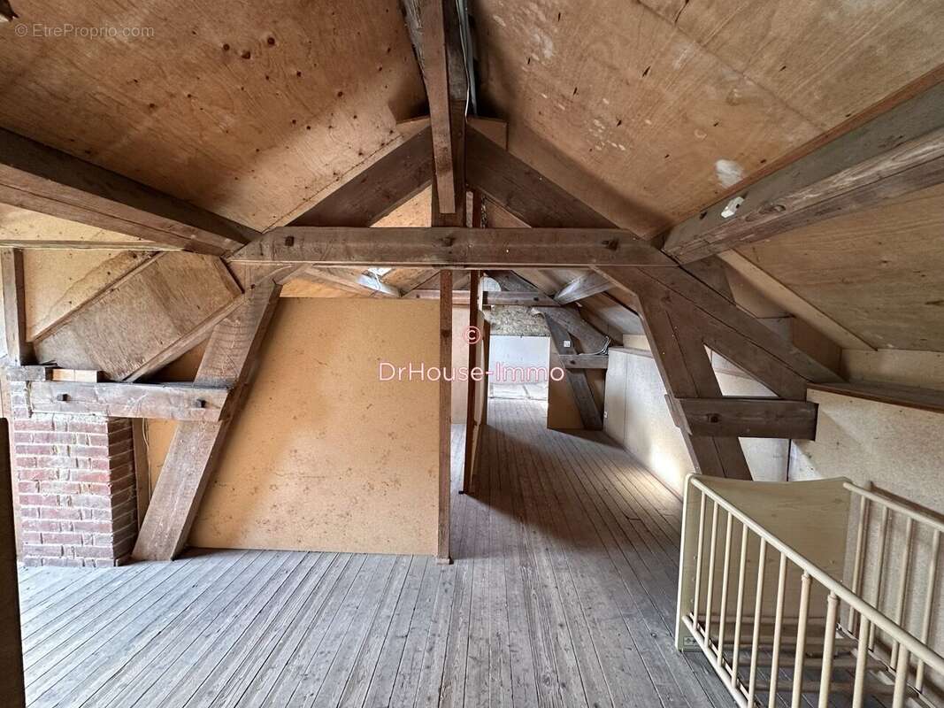 Maison à SAINT-SEVER-CALVADOS