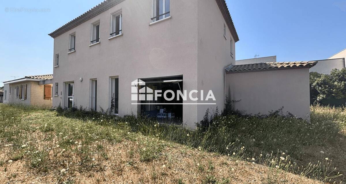 Maison à VILLENEUVE-LES-BEZIERS