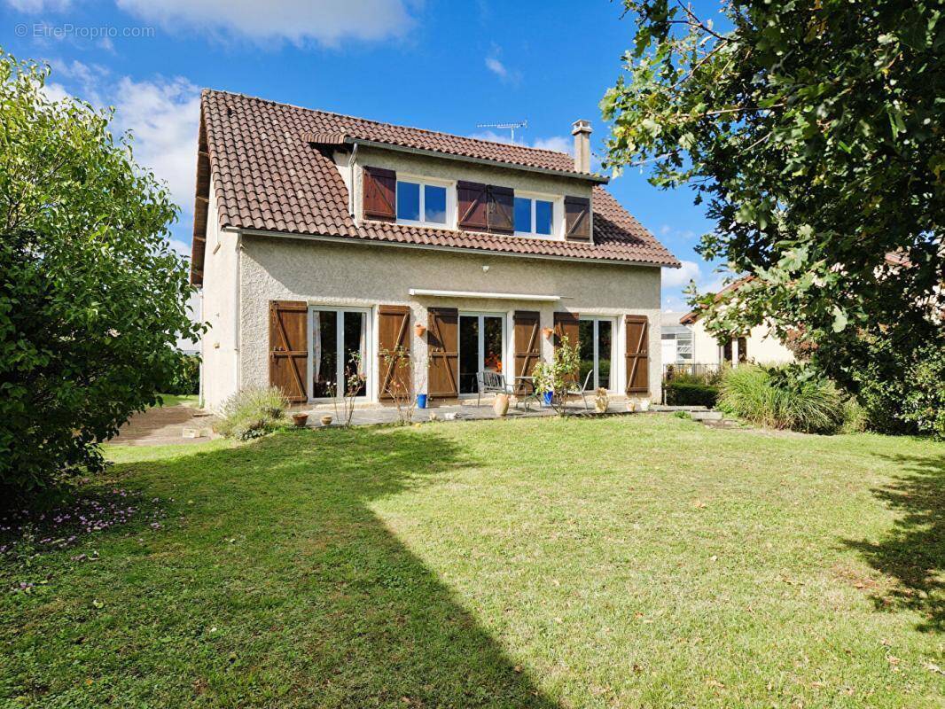 Maison à VOUNEUIL-SOUS-BIARD