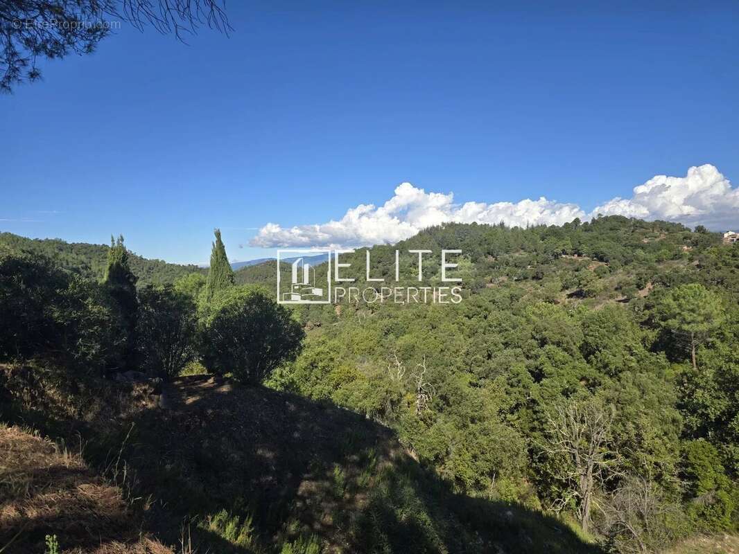 Maison à LES ADRETS-DE-L'ESTEREL