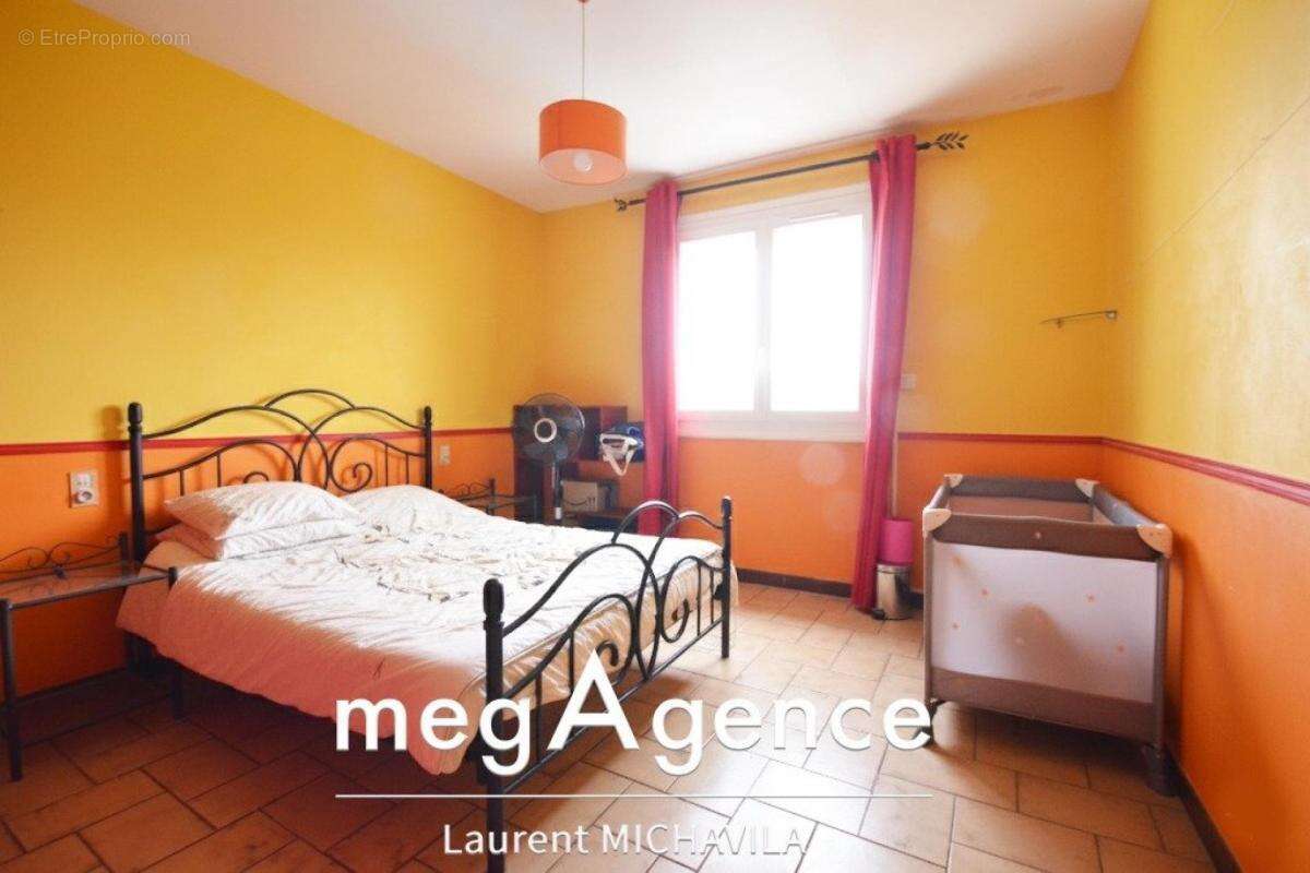 Maison à LIGNAN-SUR-ORB