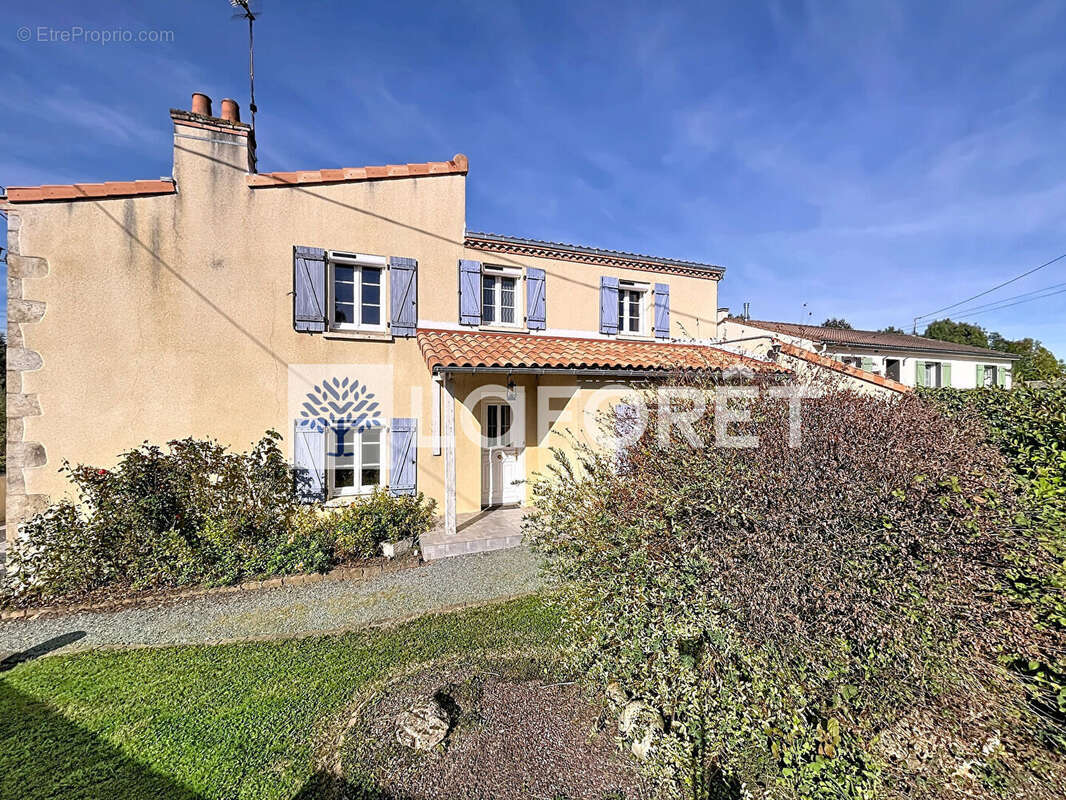 Maison à BRETIGNOLLES