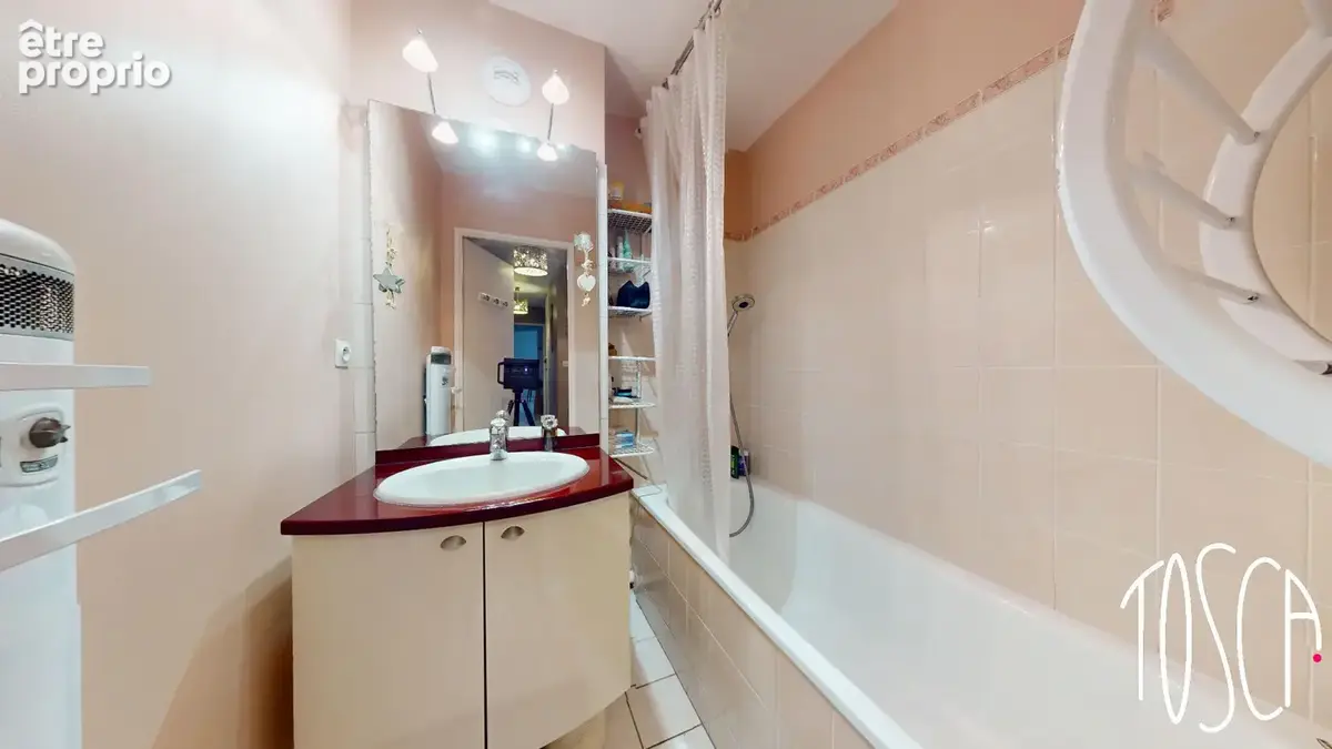 En exclusivite  a thiais  - quartier apollonia - 4 pieces - 82m2 - parking - box - deux balcons - proche commerces - photo 17