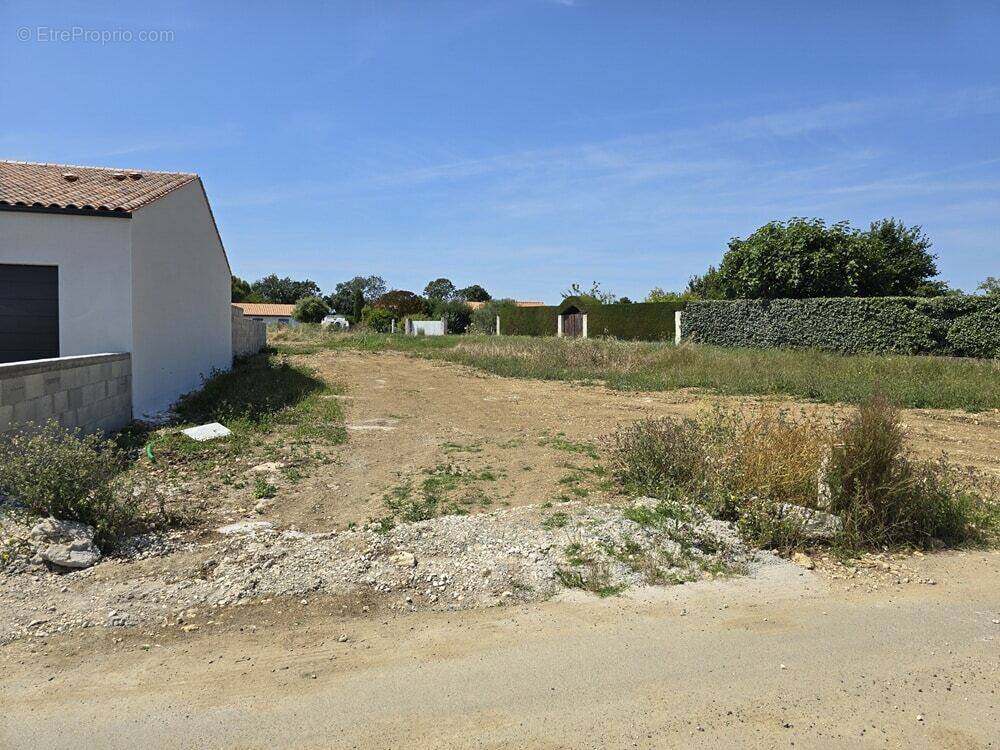 Terrain à LA ROCHELLE
