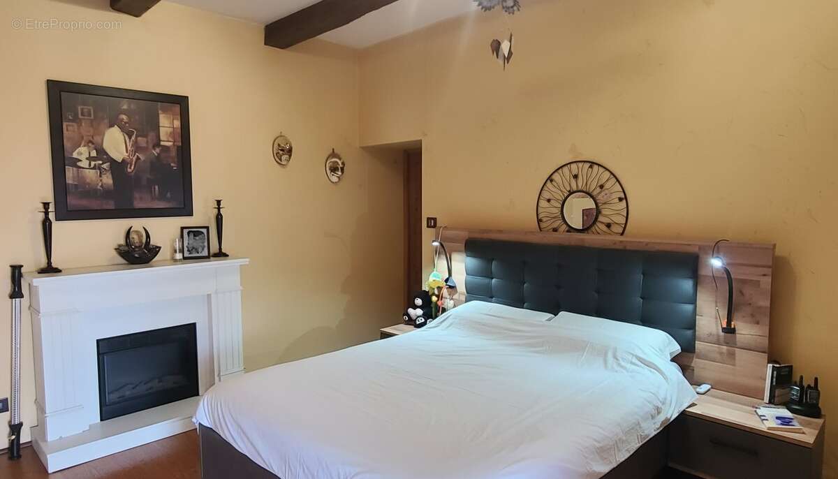 Bar - Restaurant avec logements - Emplacement central - Castelsagrat (82) - photo 12