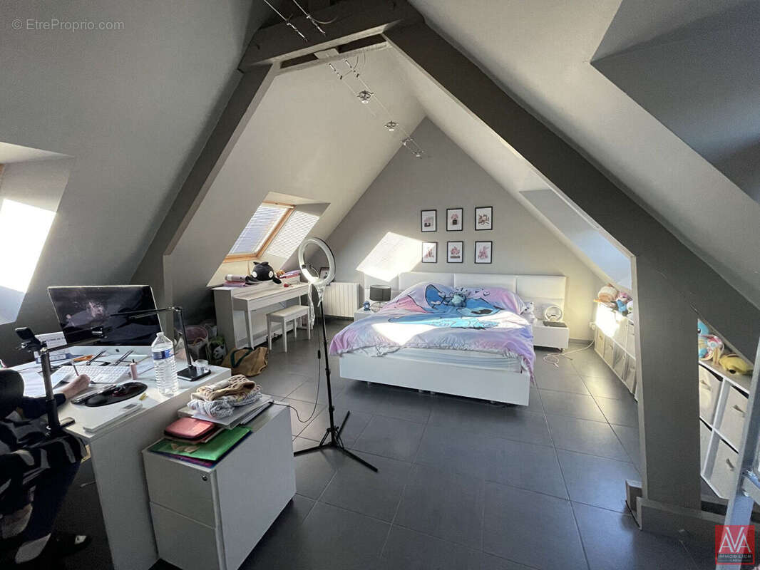 Maison à SAINT-MARTIN-DE-FONTENAY