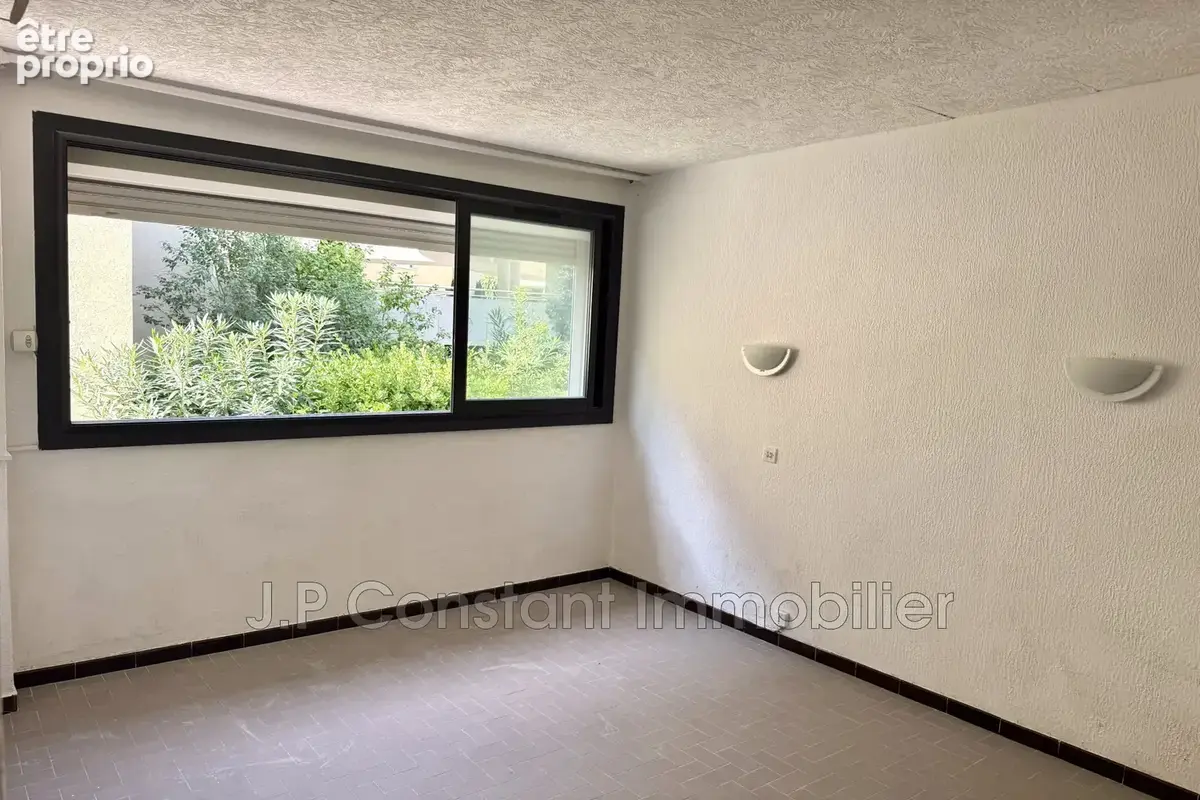 Photo Appartement à La Ciotat au prix de 119 900€