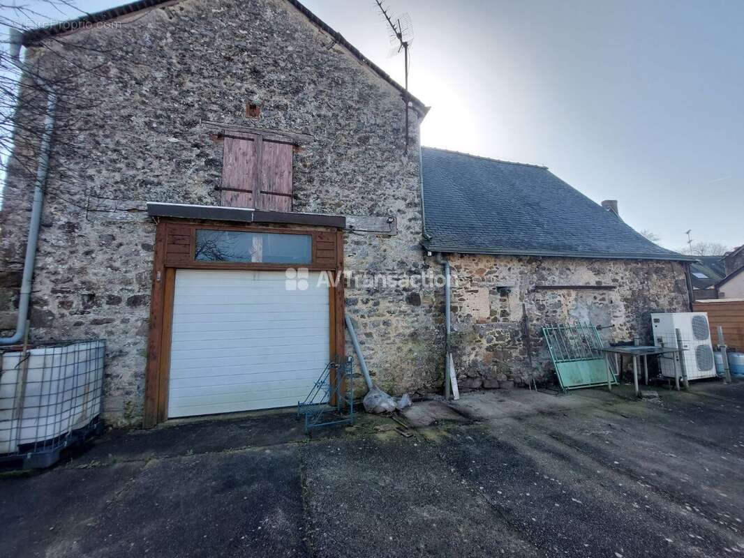 Maison 107 m² à Argentre  - photo 3
