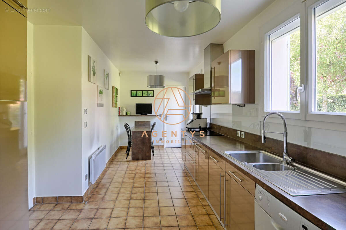 Maison à LE PLESSIS-TREVISE