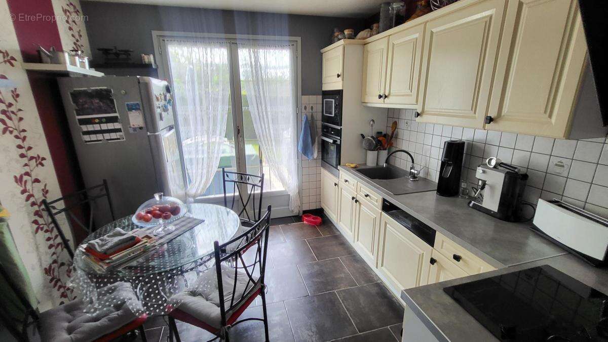 Maison à LAGNEY