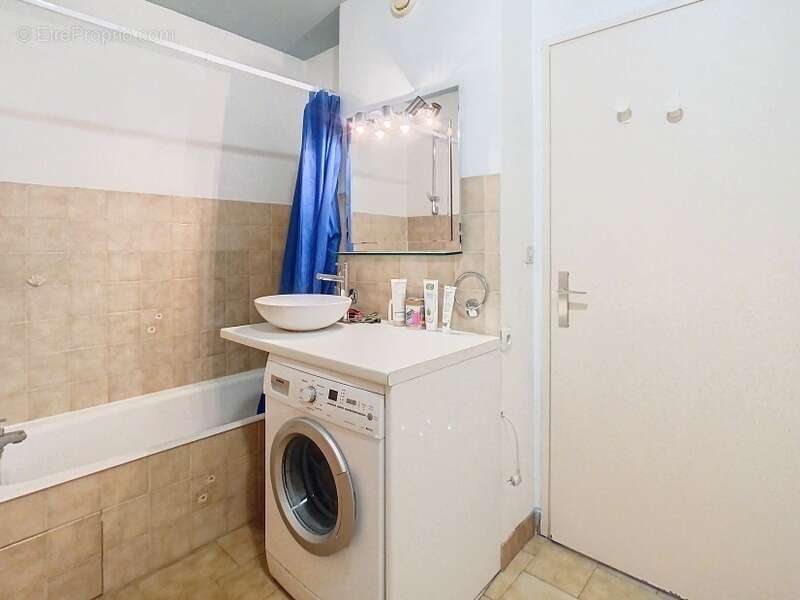 Appartement à AMBILLY