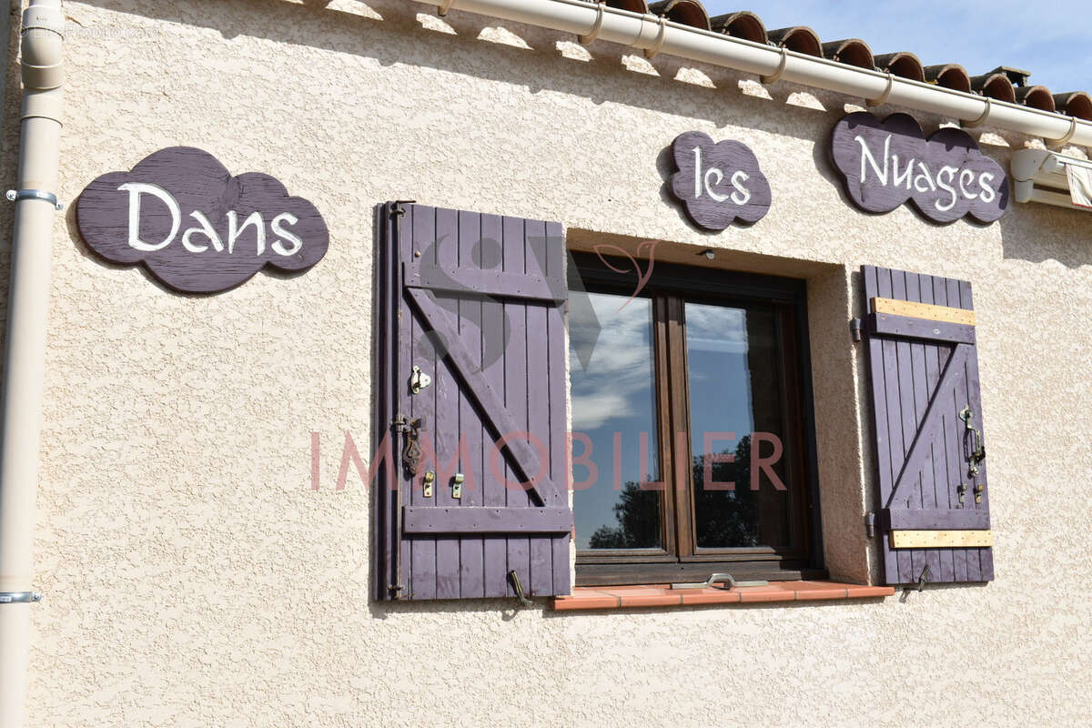 Maison à OUPIA