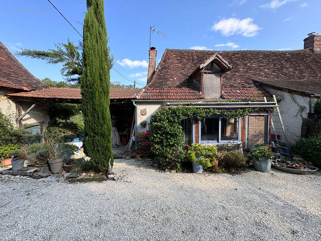 Maison 200m² à fossemagne - photo 2