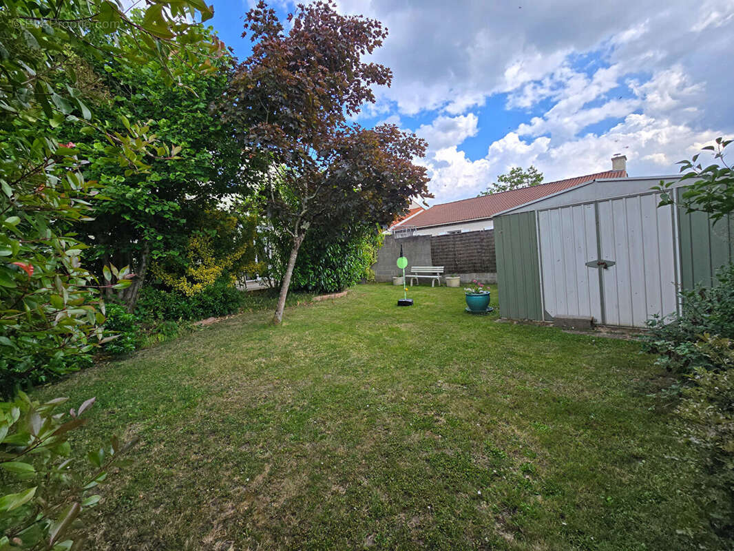 Maison à SAINT-SEBASTIEN-SUR-LOIRE