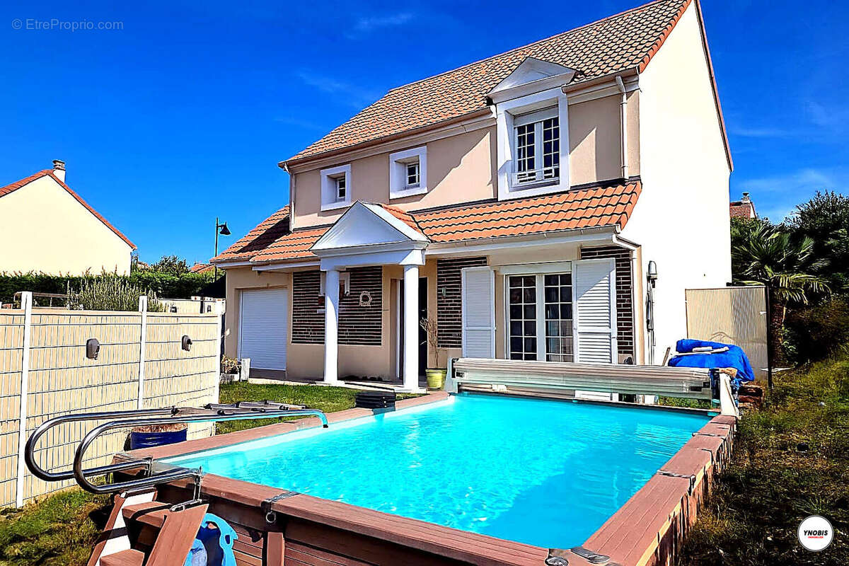 Maison à VERNEUIL-SUR-SEINE