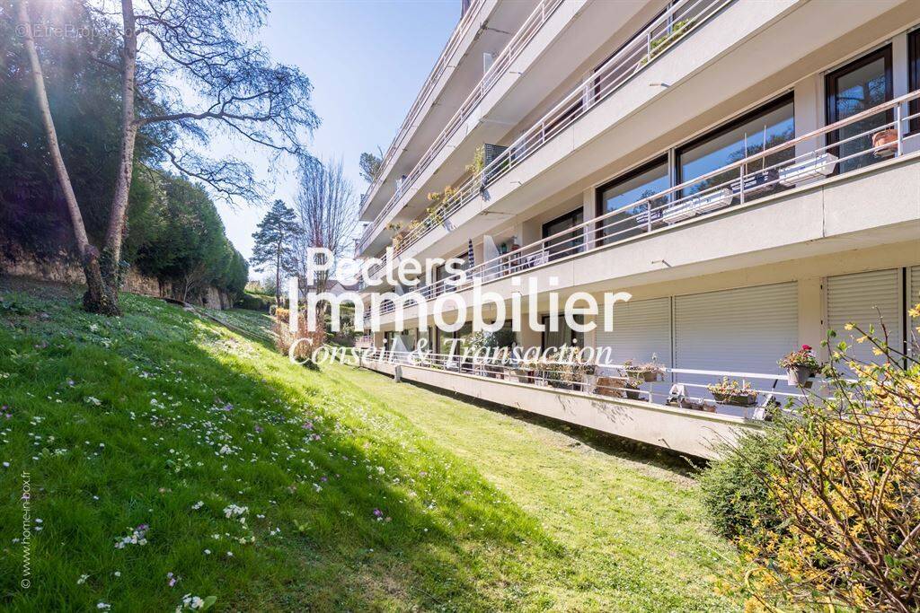 Appartement à RUEIL-MALMAISON