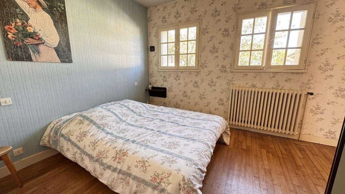 Opportunité:  Une belle maison traditionnelle à fort potentiel, proche des commodités - photo 14