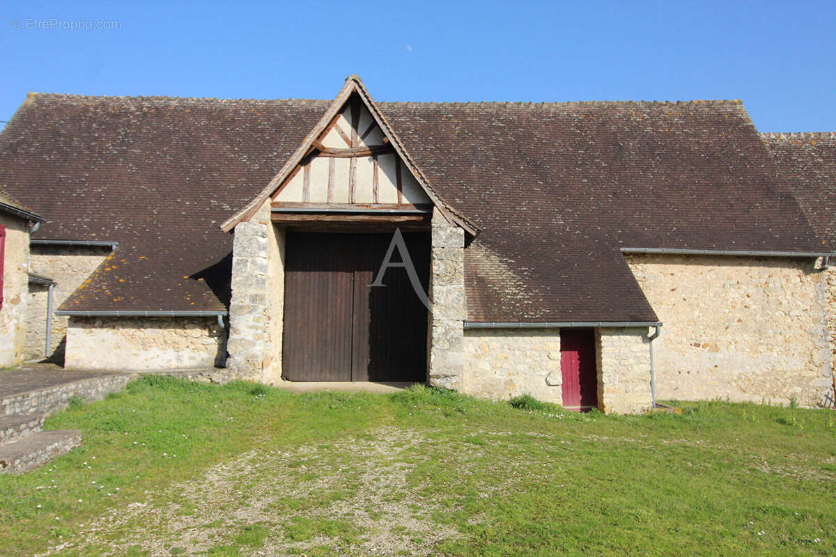 Maison à REIGNAC-SUR-INDRE