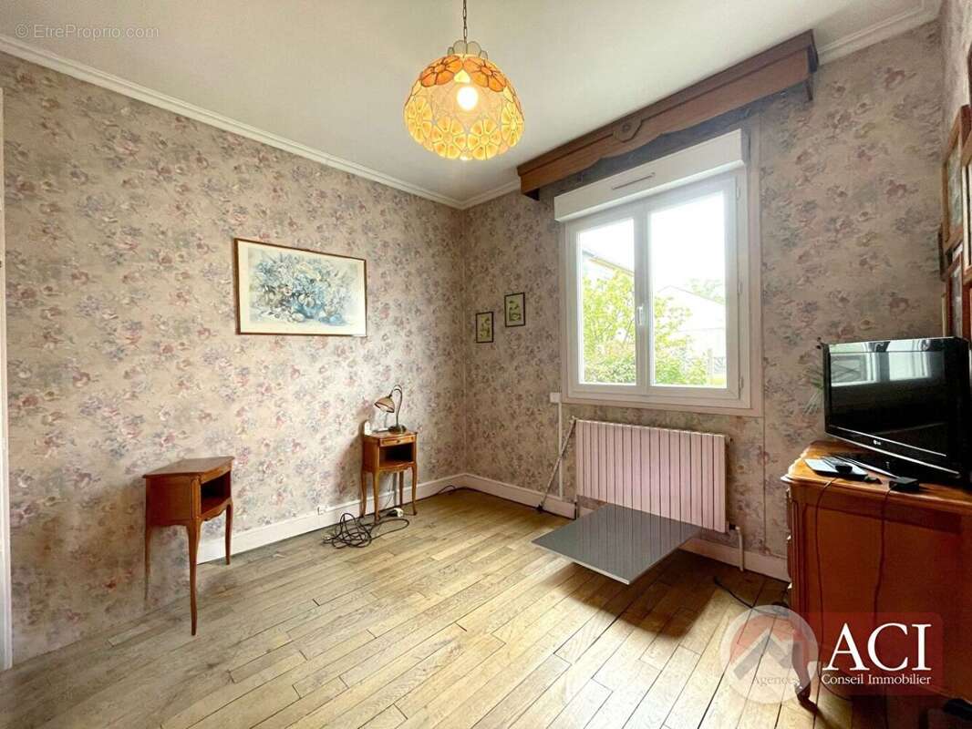 59216934f.jpg - Maison à MONTMAGNY